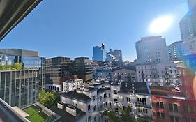 Vipwarsawapartments Amber Mennica Residence